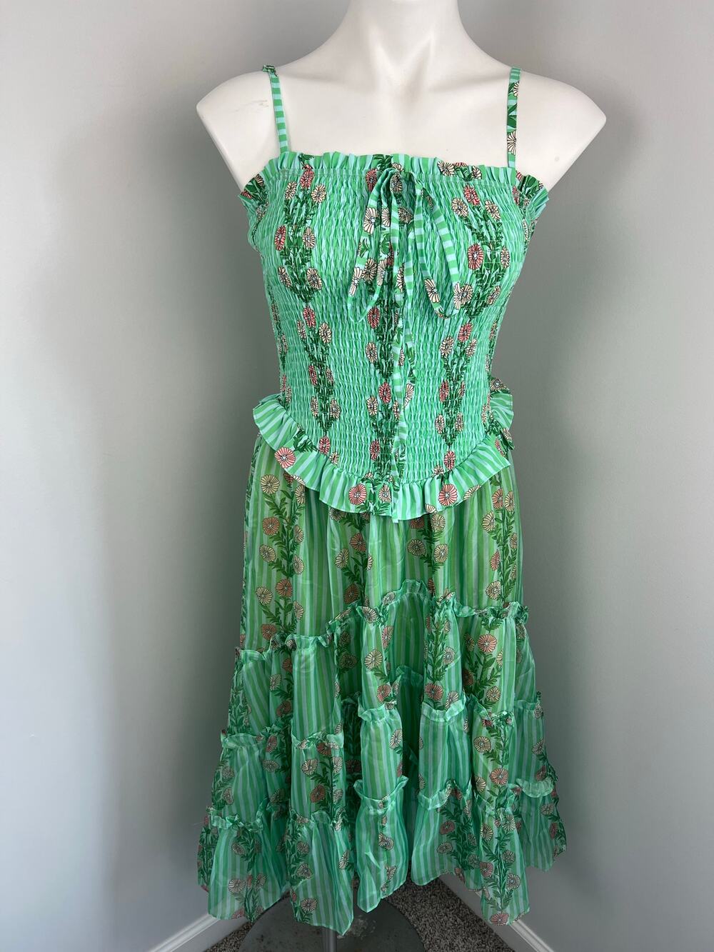 Women's Green Sheer Floral Ruched Tiered Ruffle Garden Party Whimsical Dress